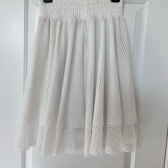 PUMA En Pointe Mesh Skirt - Picture 5 of 6